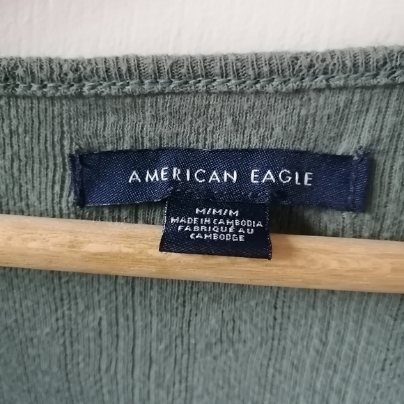 Green summer shirt - Picture 2 of 2